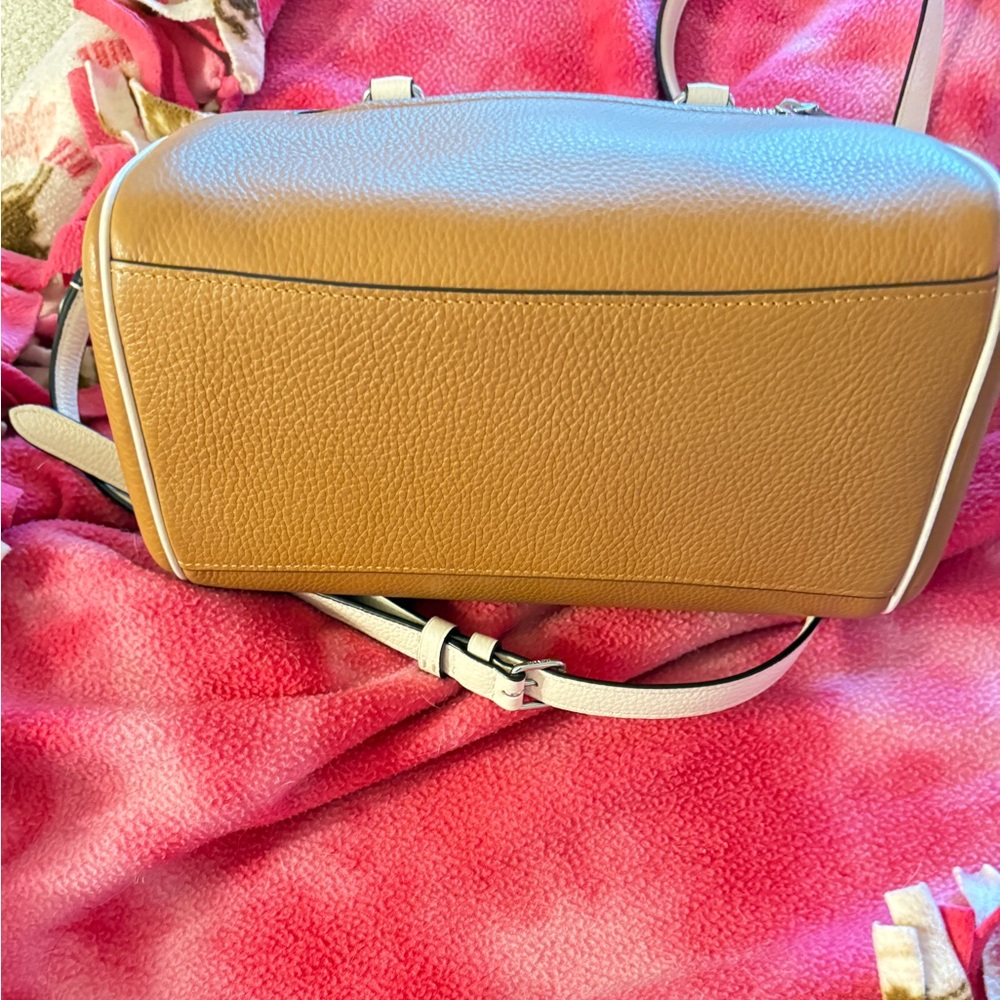 Coach Brown and Cream Satchel - Picture 6 of 7